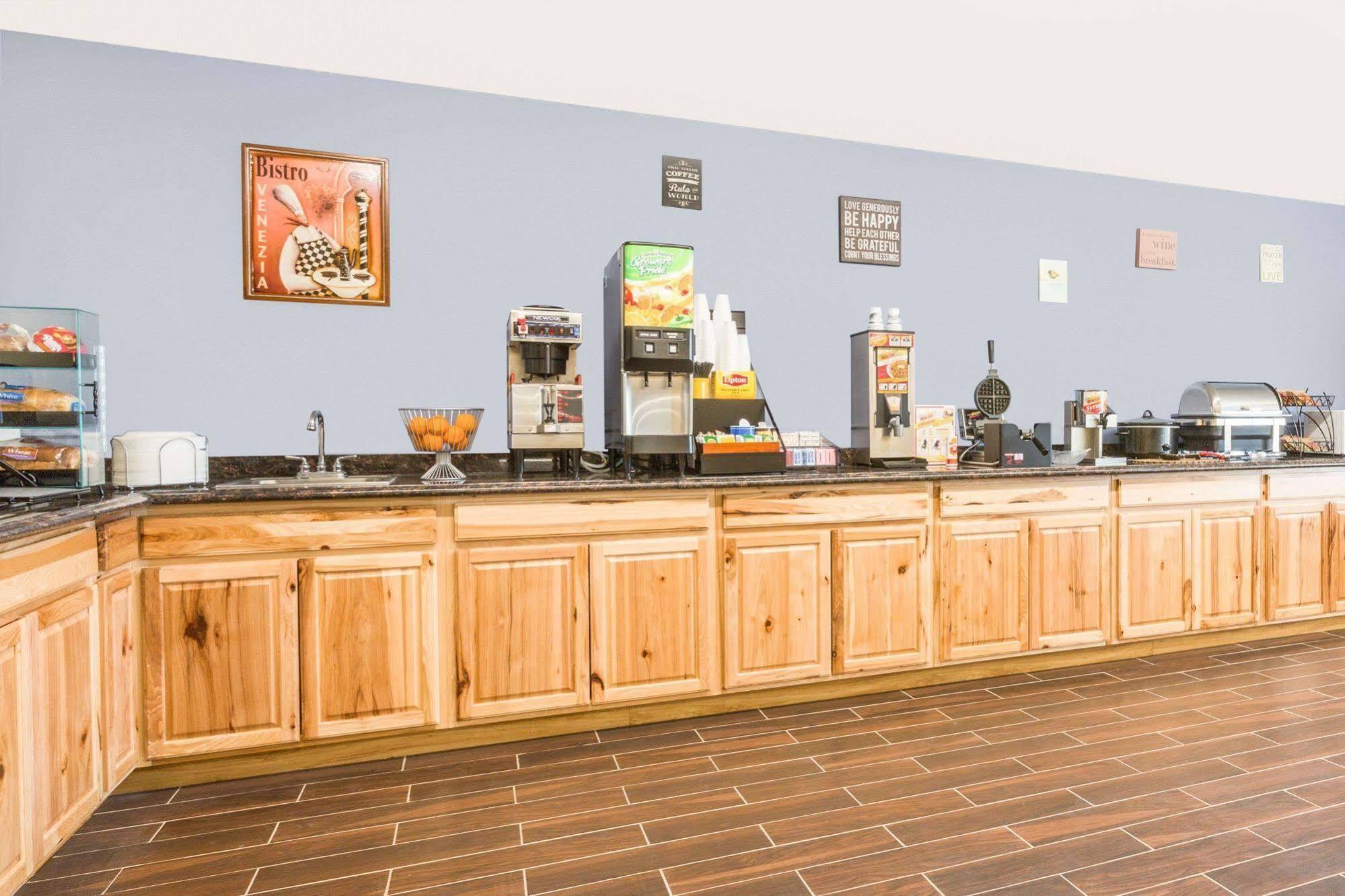 Scottsbluff Inn エクステリア 写真