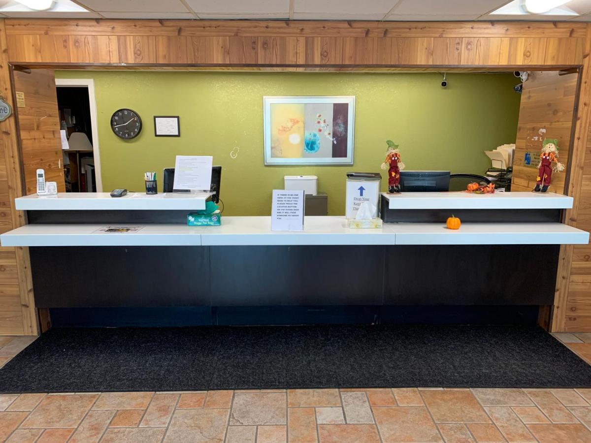 Scottsbluff Inn エクステリア 写真