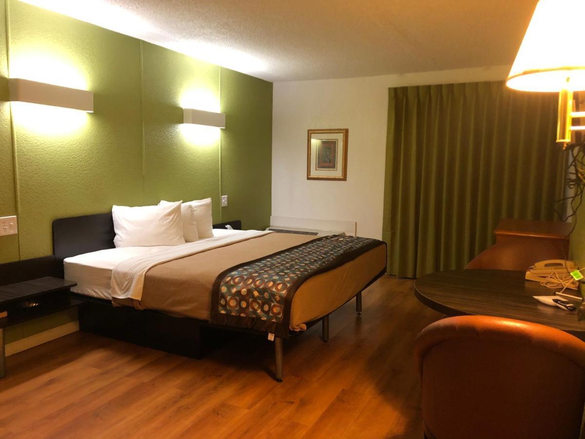 Scottsbluff Inn エクステリア 写真