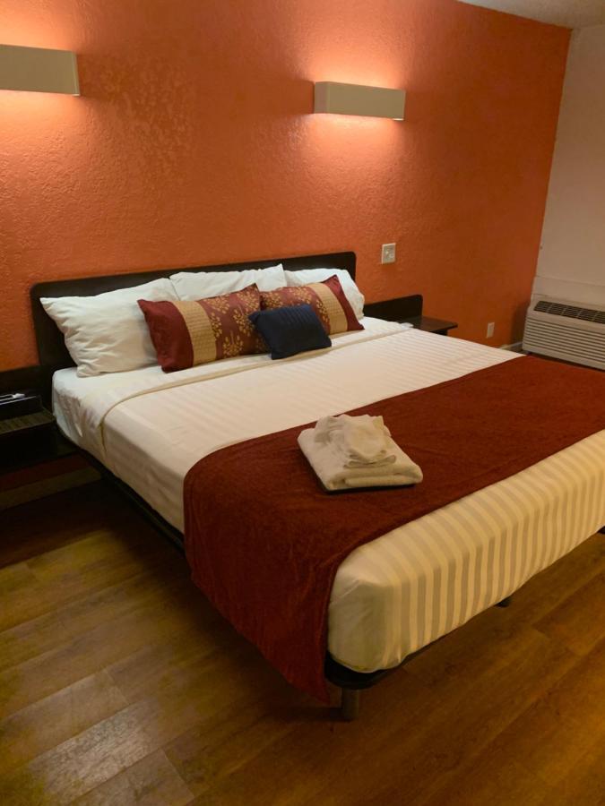 Scottsbluff Inn エクステリア 写真